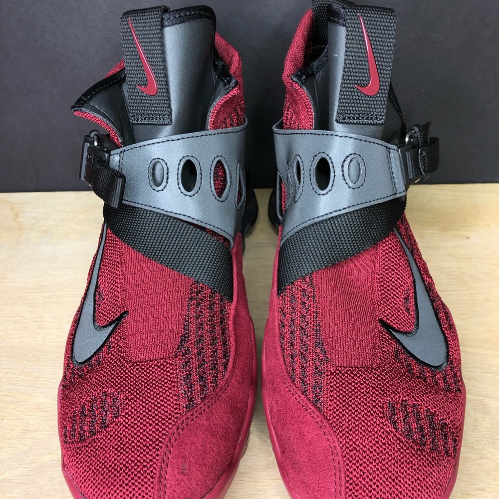 Nike Air Vapormax Premier Flyknit Team Red - Picture 2 of 7